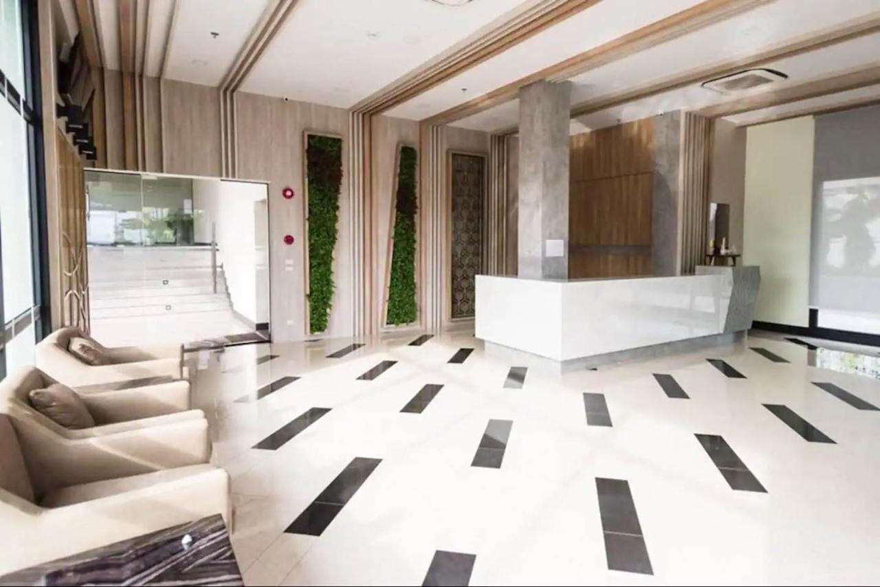 Dusit Grand Condo View Haat Jomtien Eksteriør bilde