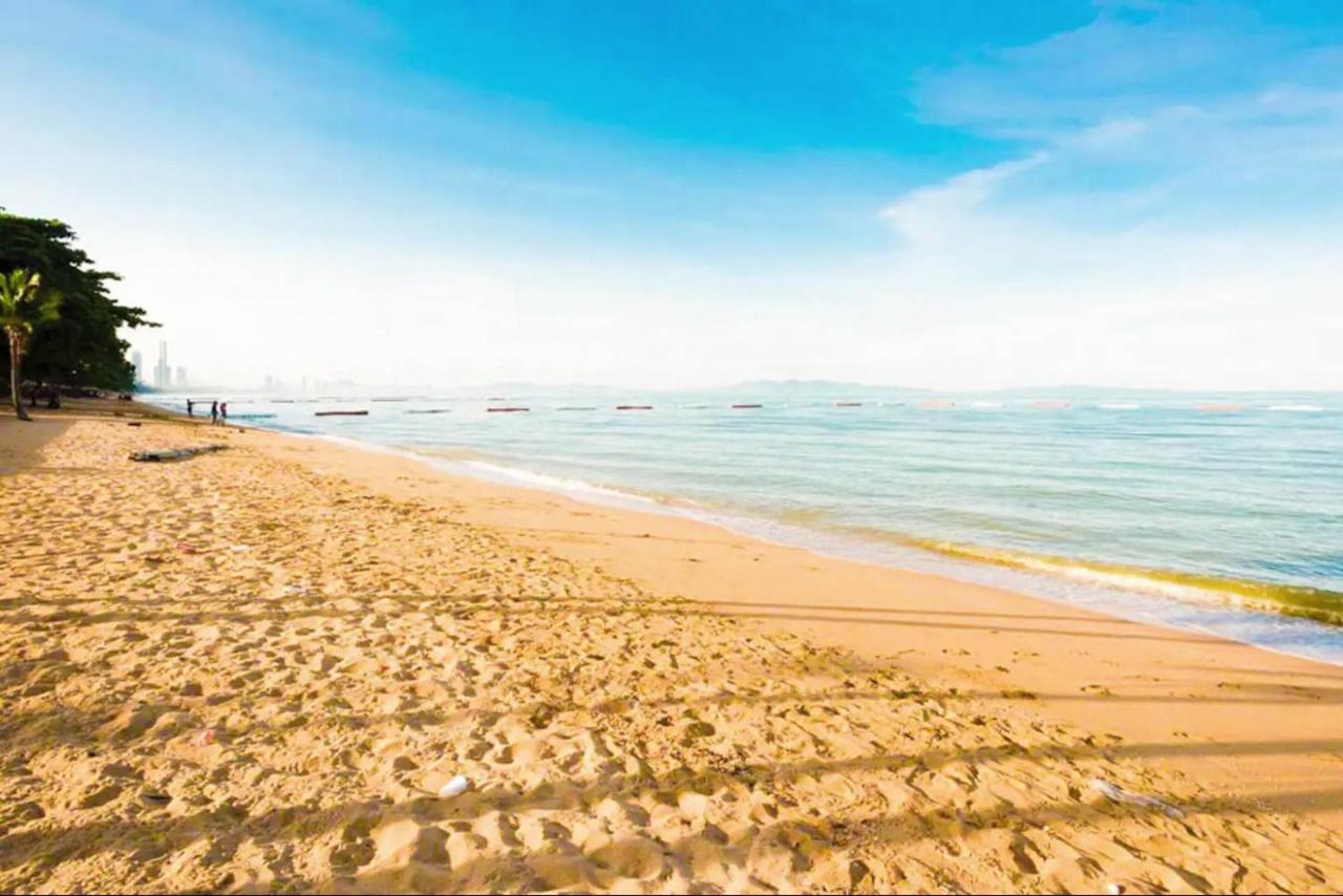 Dusit Grand Condo View Haat Jomtien Eksteriør bilde